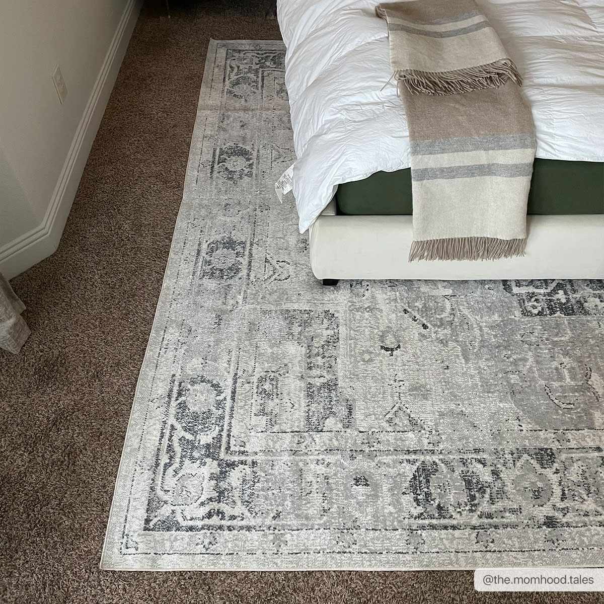 Antracit flat pile washable Rug from Boutique Rugs with a soft, textured surface, featuring a modern design in neutral tones.